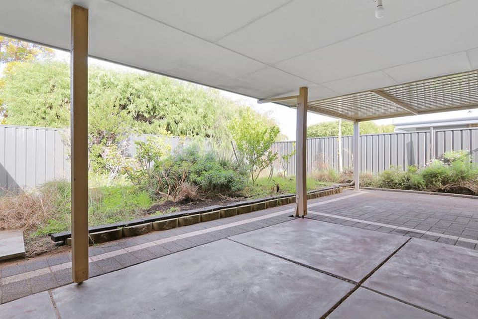 27 Clovelly Way, Warnbro