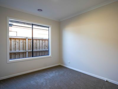 246 Maracana Avenue, Manor Lakes