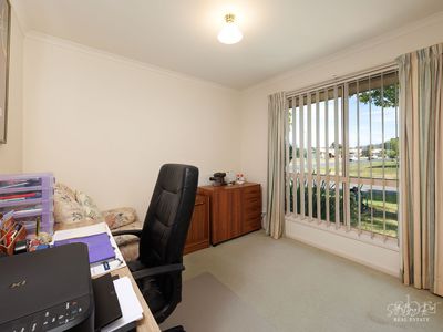 11 CLIFFORD COURT, Wodonga