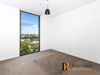 901 / 7 Sterling Circuit, Camperdown