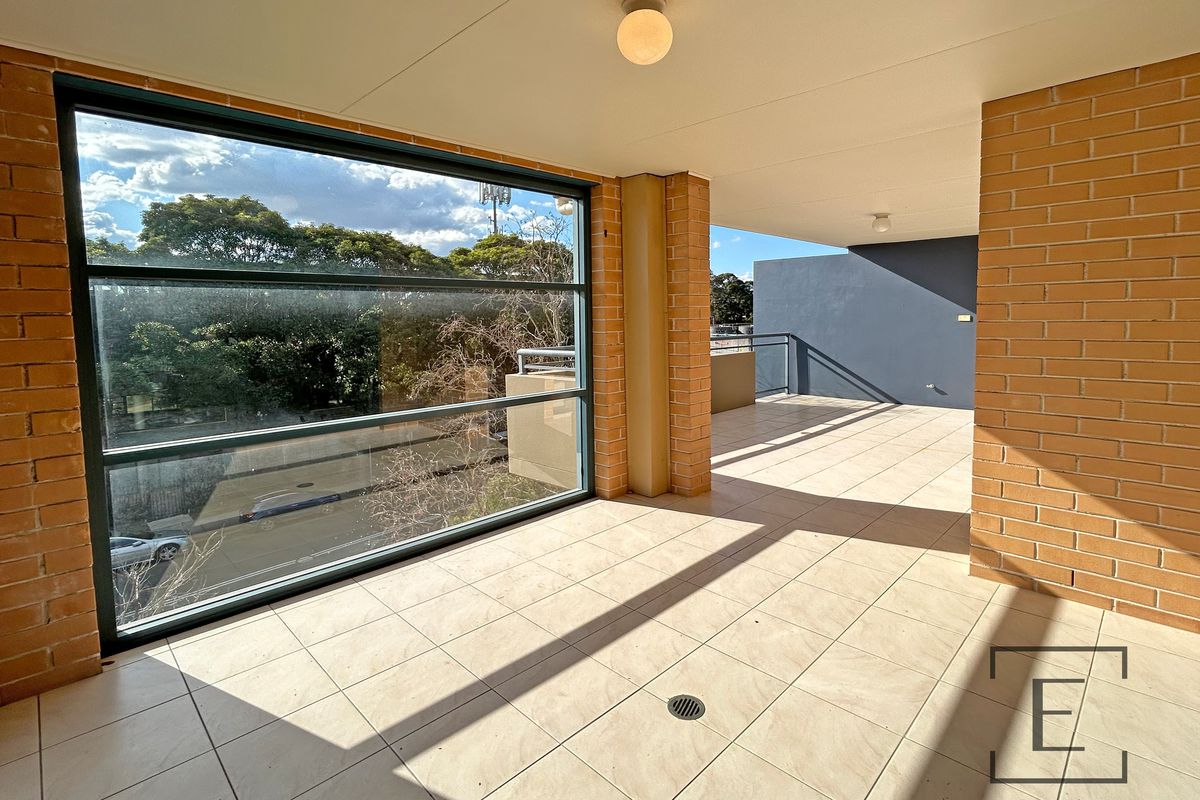 12 / 2A Hamilton Street East, North Strathfield