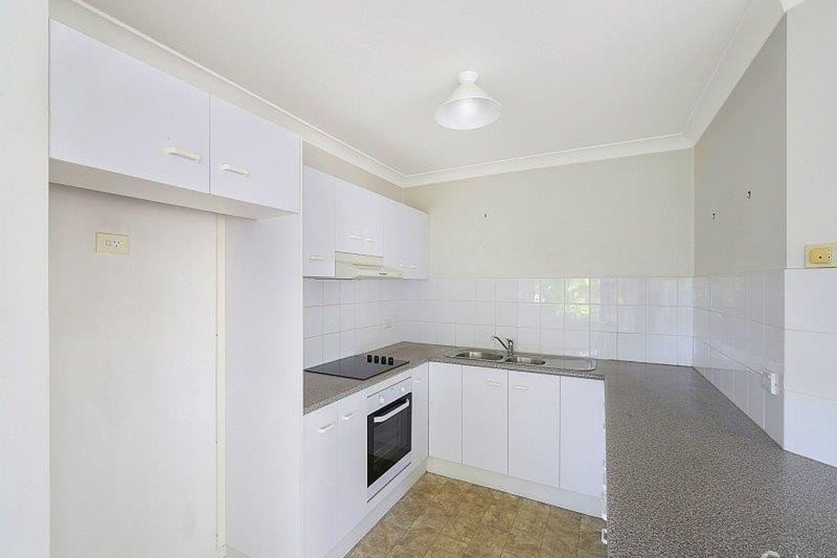 8 / 7 Jennie Cox Close, Erina