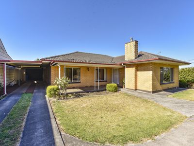 13 Hillcrest Avenue, Mount Gambier