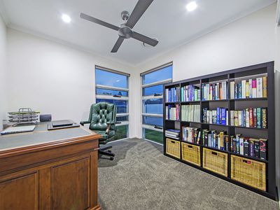 21 Gardenia Place, Wakerley