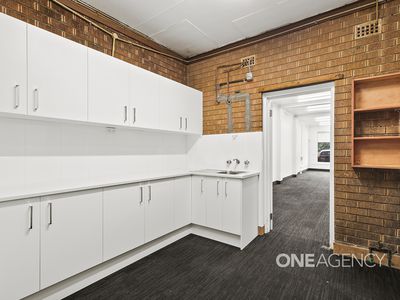 1 / 58 Lakeside Drive, Kanahooka