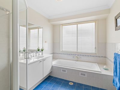 4 Crown Close, Bonnells Bay