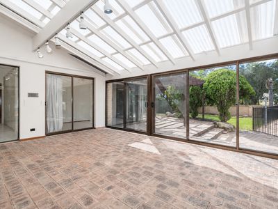 5 Lakeside Road, Churchlands
