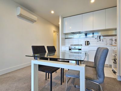 5306 / 500 Elizabeth Street, Melbourne