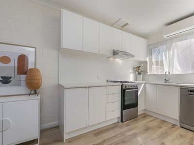 1 / 30 Melton Street, Glenelg East