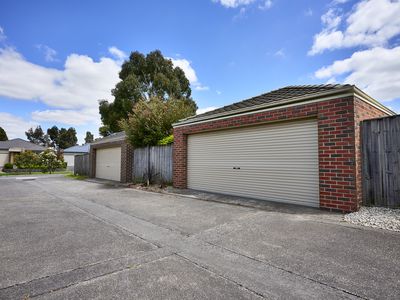 8 Bright Avenue, Epping