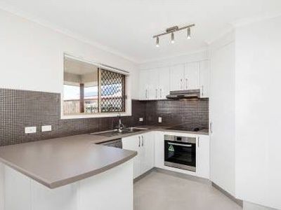 2 / 5 Jovi Court, Scarness