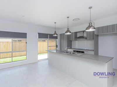4 Midnight Avenue, Medowie