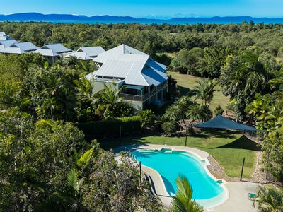 1433 / 41 Kunapipi Road, Laguna Quays