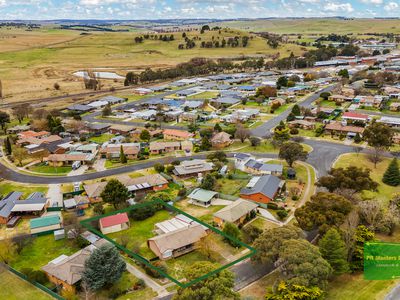 8 Sturt Street, Blayney