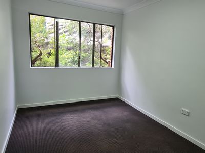 6 / 2 Charles Street, Parramatta