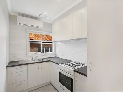 4/94 Kerferd Street, Essendon North