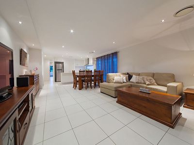 37 Worchester Crescent, Wakerley