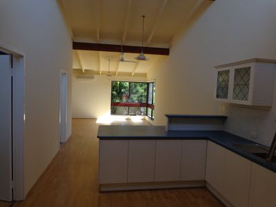 4 / 4 Thelma Street, Como