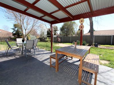 4 Crawford Crescent, Windradyne