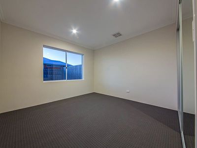 15 Seaside Avenue, Yanchep