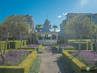 305 / 4 Rosewater Circuit, Breakfast Point