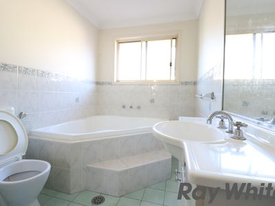 6/15 Orchard Road, Bass Hill