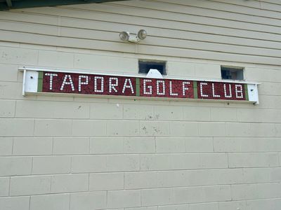 1514 Run Road, Tapora