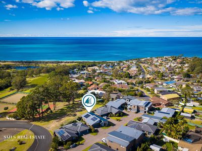 12 / 1 The Fairway, Tura Beach