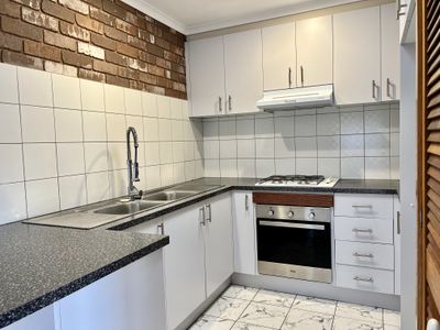 1 / 102 Black Forest Road, Wyndham Vale