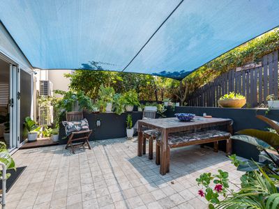 2 / 8 Sobraon Street, Sunrise Beach