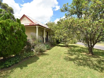 25-27 Elgin Rd , Beechworth