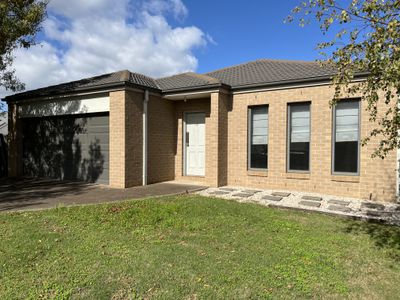 2 Beaujolais Place, Waurn Ponds