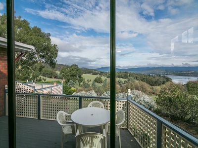 82 Graces Road, Glaziers Bay