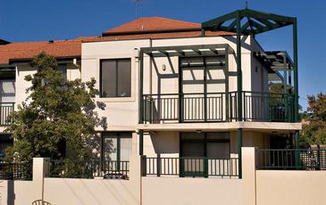 6 / 1 Perouse Road, Randwick