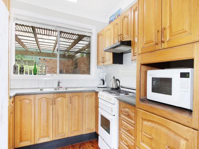19 Porter Avenue, Mount Warrigal