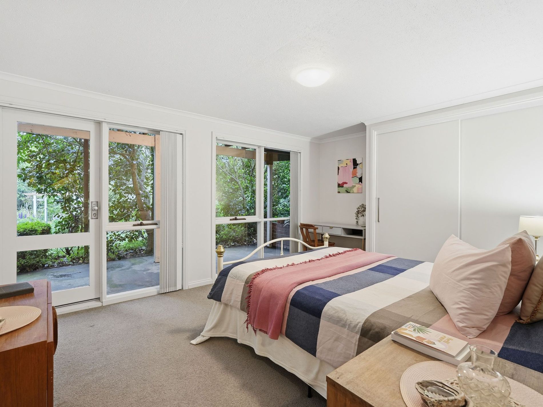 160 Lucaston Road, Lucaston