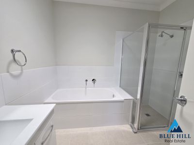 1/176 Settlers Boulevard, Chisholm