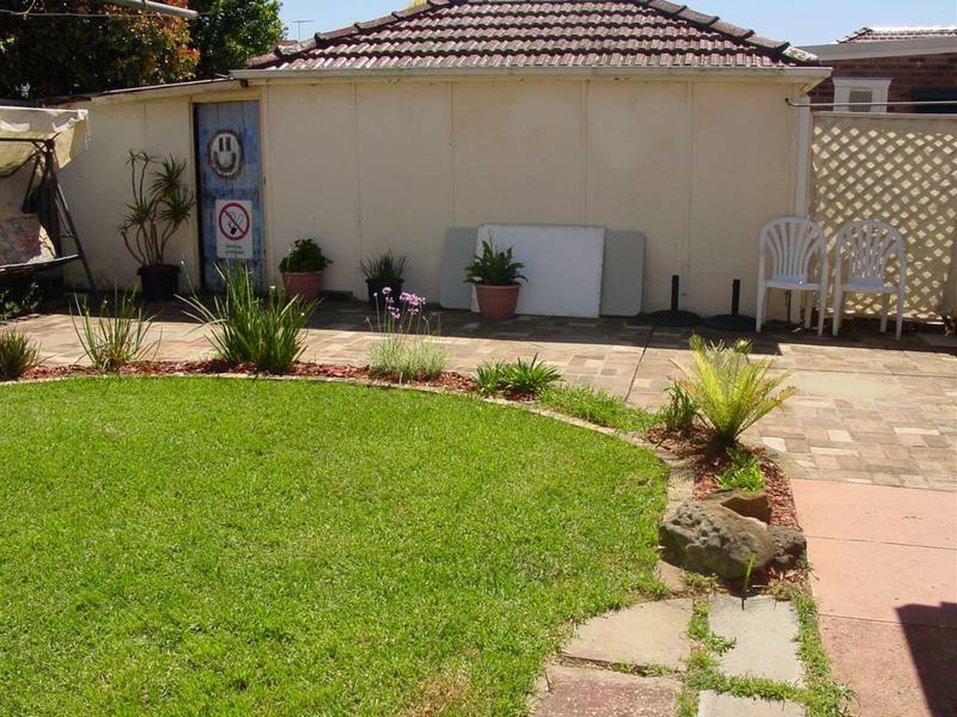 4 Lakeside Avenue, Monterey