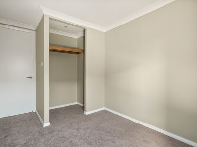241 Ashburton Drive, Albion Park