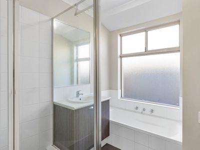 5 Casterton Road, Byford