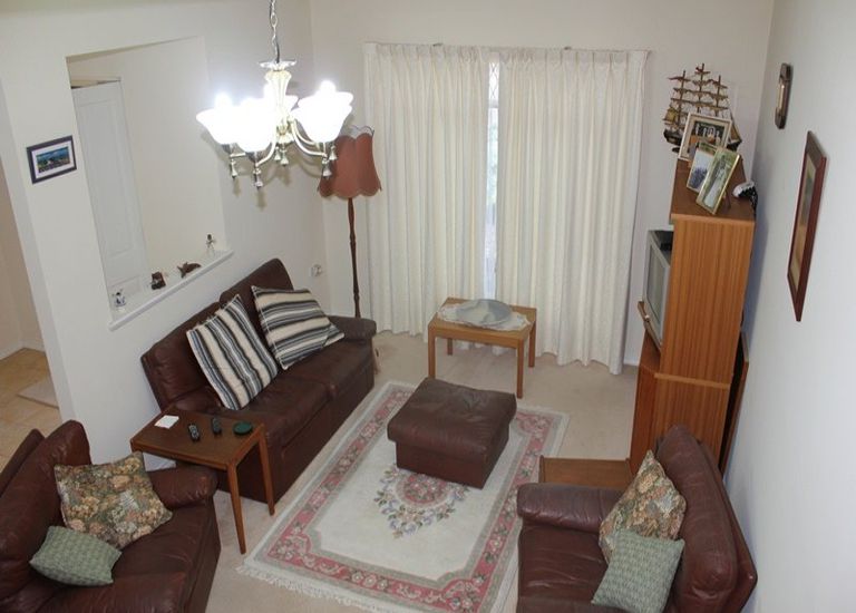 13A Gulf Parade, Brighton