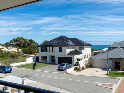 27 Moonlighter Way, Yanchep