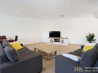 1 Rushbrook Close, Horsham