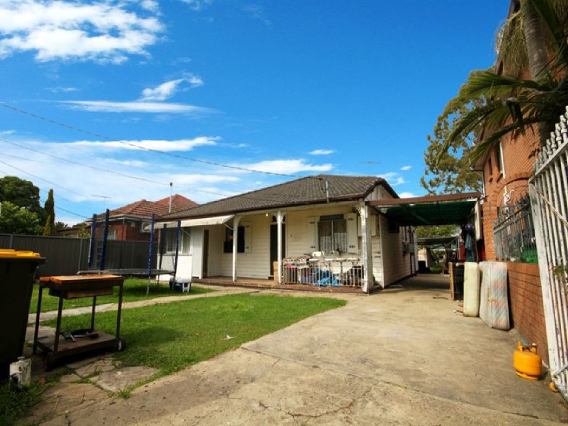 1 / 8 Warwick Street, Punchbowl