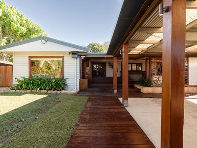 10 Brooke Avenue, Southport