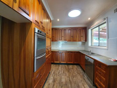 13 Banksia Crescent, Dubbo