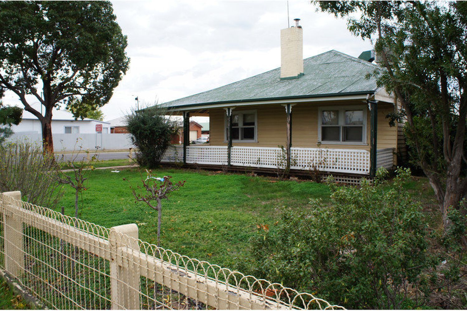 27 Gardenia Street, Horsham