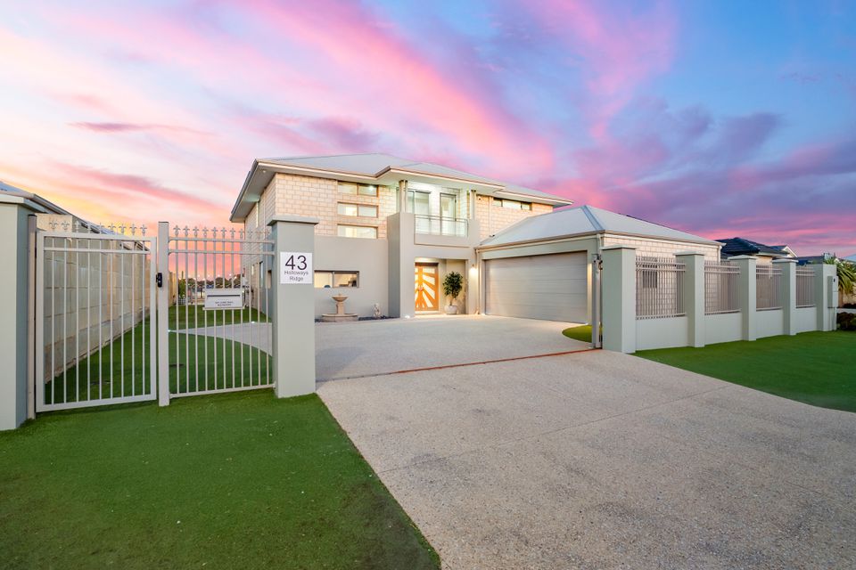 43 Holloways Ridge, Secret Harbour