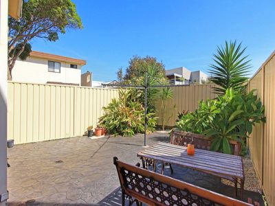 6 / 3 Commerce Drive, Lake Illawarra