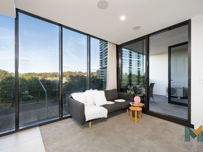 m11 / 4 Grazier Lane, Belconnen